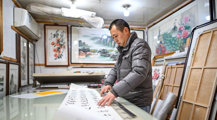 Cina: Tianjin, la “via delle riparazioni” valorizza i mestieri artigiani (3)