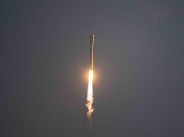 Cina: lanciato con successo un nuovo gruppo di satelliti internet (1)