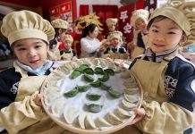 Cina: bambini celebrano il Solstizio d’Inverno con attività tradizionali (3)