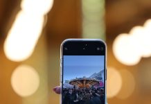 Italia: l’atmosfera dei mercatini di Natale anima Piazza Navona a Roma (3)