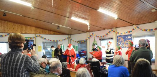 L’assessore Mar alla tradizionale festa di Agape “Incontriamoci per Natale insieme”