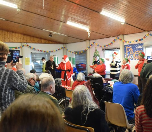 L’assessore Mar alla tradizionale festa di Agape “Incontriamoci per Natale insieme”