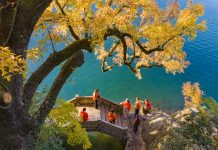 Cina: i paesaggi dell’ottobre lunare fanno da sfondo alla vita quotidiana (3)