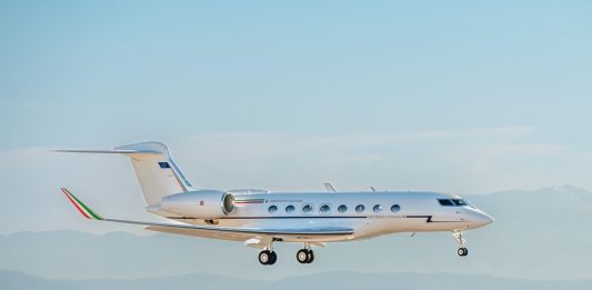 Aeronautica Militare, trasporto sanitario d’urgenza per una 13enne da Reggio Calabria a Roma