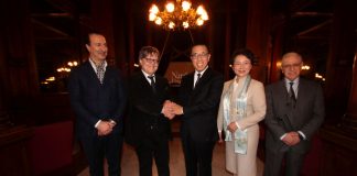 Delegazione del Teatro di Pechino in visita ufficiale al Massimo, firmato un protocollo d’intesa