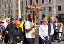 Milano-Cortina 2026, partita dal Vaticano la Croce degli sportivi