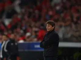 Napoli sconfitto 2-0 in casa del Benfica, Mourinho complica il cammino europeo di Conte