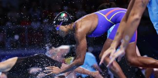 Europei di nuoto in vasca corta, Italia d’oro nella staffetta mista 4×50. Solo 7° Martinenghi nei 100 rana