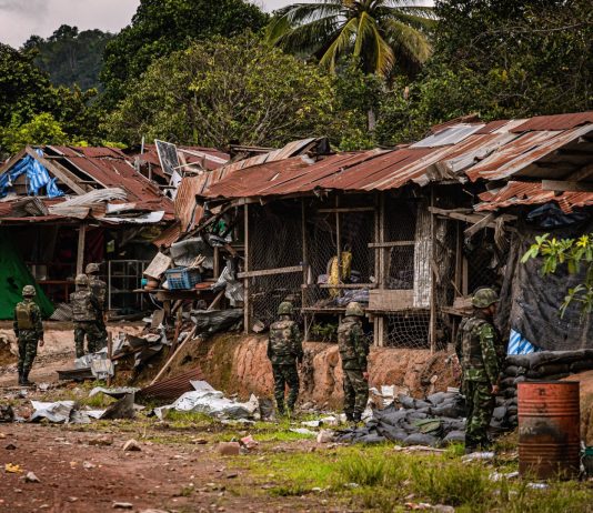 Resta alta la tensione tra Cambogia e Thailandia, scontri e morti al confine