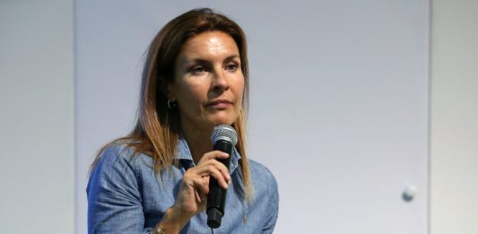 Inchiesta Qatargate, il Parlamento europeo revoca l’immunità ad Alessandra Moretti: “Voto politico”