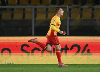 Il primo lampo di Stulic, il Lecce batte il Pisa 1-0