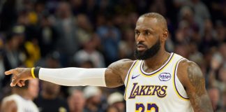 Nba, LeBron James lascia i Los Angeles Lakers