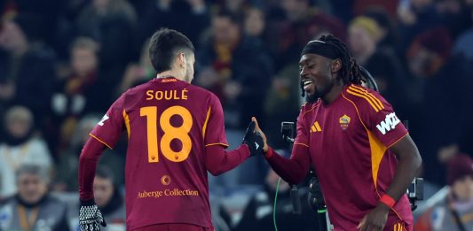 La Roma risponde presente, Genoa sconfitto 3-1 nella sera del ritorno di De Rossi