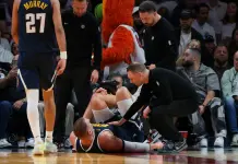 Impresa Cleveland contro San Antonio, infortunio al ginocchio per Jokic