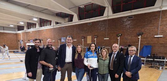 La Federscherma in pedana con una lezione per non vedenti, Annalisa Minetti testimonial