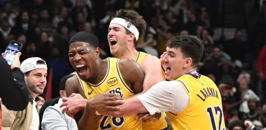 In Nba i Lakers ok in volata, a Toronto cade il record storico di LeBron
