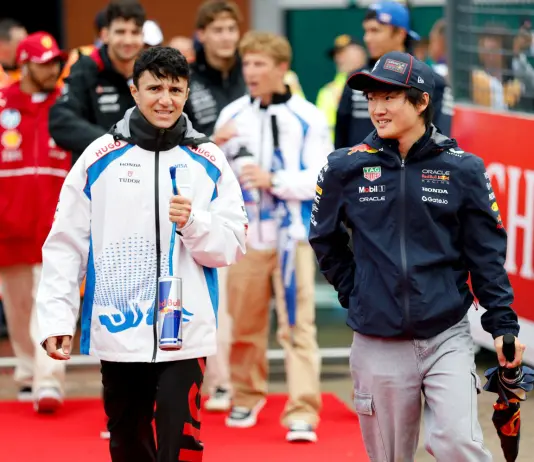 F1, Hadjar sostituisce Tsunoda in Red Bull: sarà il compagno di Verstappen nel 2026