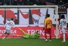 Bonazzoli e Sanabria, la Cremonese continua a volare: Lecce sconfitto 2-0
