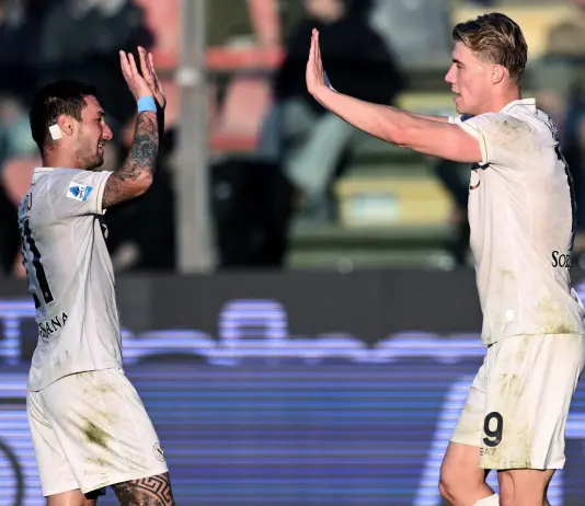 Hojlund non si ferma più, il Napoli non sbaglia: Cremonese sconfitta 2-0