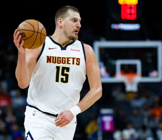 Celtics ko a Milwaukee nella notte Nba, Jokic trascina i Denver Nuggets