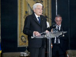 Mattarella “La democrazia è più forte dei suoi nemici” / Video