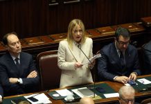 Meloni “L’Italia non manderà soldati in Ucraina. Sugli asset russi decisioni complesse”