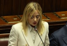 Meloni “L’Italia non manderà soldati in Ucraina. Sugli asset russi decisioni complesse”