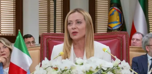 Meloni “Tregua fragile in Medio Oriente, sosteniamo il piano di Trump”. E sull’Ucraina: “Soluzione non facile, ma bisogna continuare”