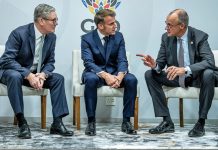 Telefonata di Macron, Starmer e Merz con Trump: focus sulla situazione in Ucraina