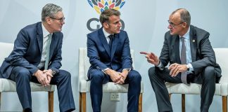 Telefonata di Macron, Starmer e Merz con Trump: focus sulla situazione in Ucraina