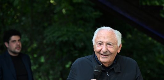 A scuola da Mogol, Regione Lombardia investe nei giovani di talento