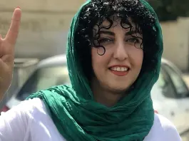Iran, arrestata l’attivista e premio Nobel per la pace Narges Mohammadi