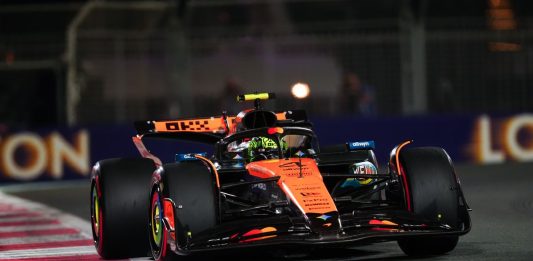 F1, Norris domina il venerdì di libere ad Abu Dhabi davanti a Verstappen