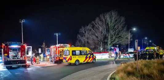 Auto sulla folla durante una parata natalizia in Olanda: alla guida una donna di 56 anni, almeno 9 i feriti