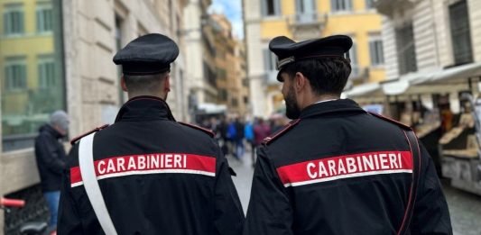 Stretta dei carabinieri contro i borseggiatori a Roma, 6 arresti