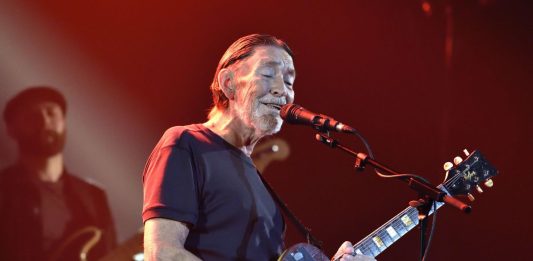 E’ morto a 74 anni Chris Rea, icona della musica anni ’80