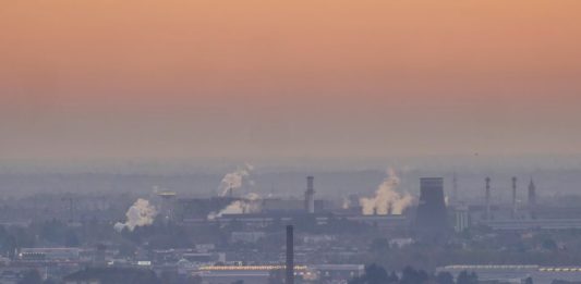 Rapporto CER sulla transizione energetica, un mondo a tre velocità