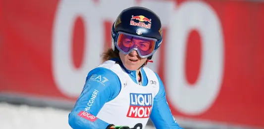 Sci alpino, Goggia terza nella discesa libera di Soldeu. Vince la svizzera Suter
