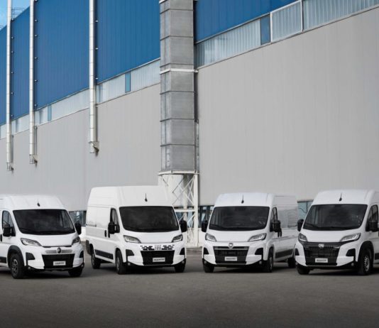 Stellantis Pro One e Sic Europe, oltre mille veicoli consegnati nel 2025