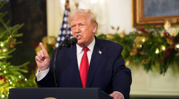 Il Trump furioso e terrorizzato dall’ombra di Epstein: cosa scatenerà?