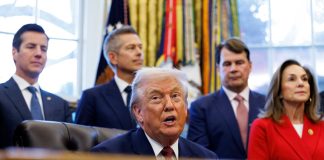 Trump presenta i Mondiali in un’America sempre più spaccata