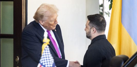 Vertice sull’Ucraina in Florida: Trump “Colloqui eccellenti”, Zelensky “Intesa nelle prossime settimane”