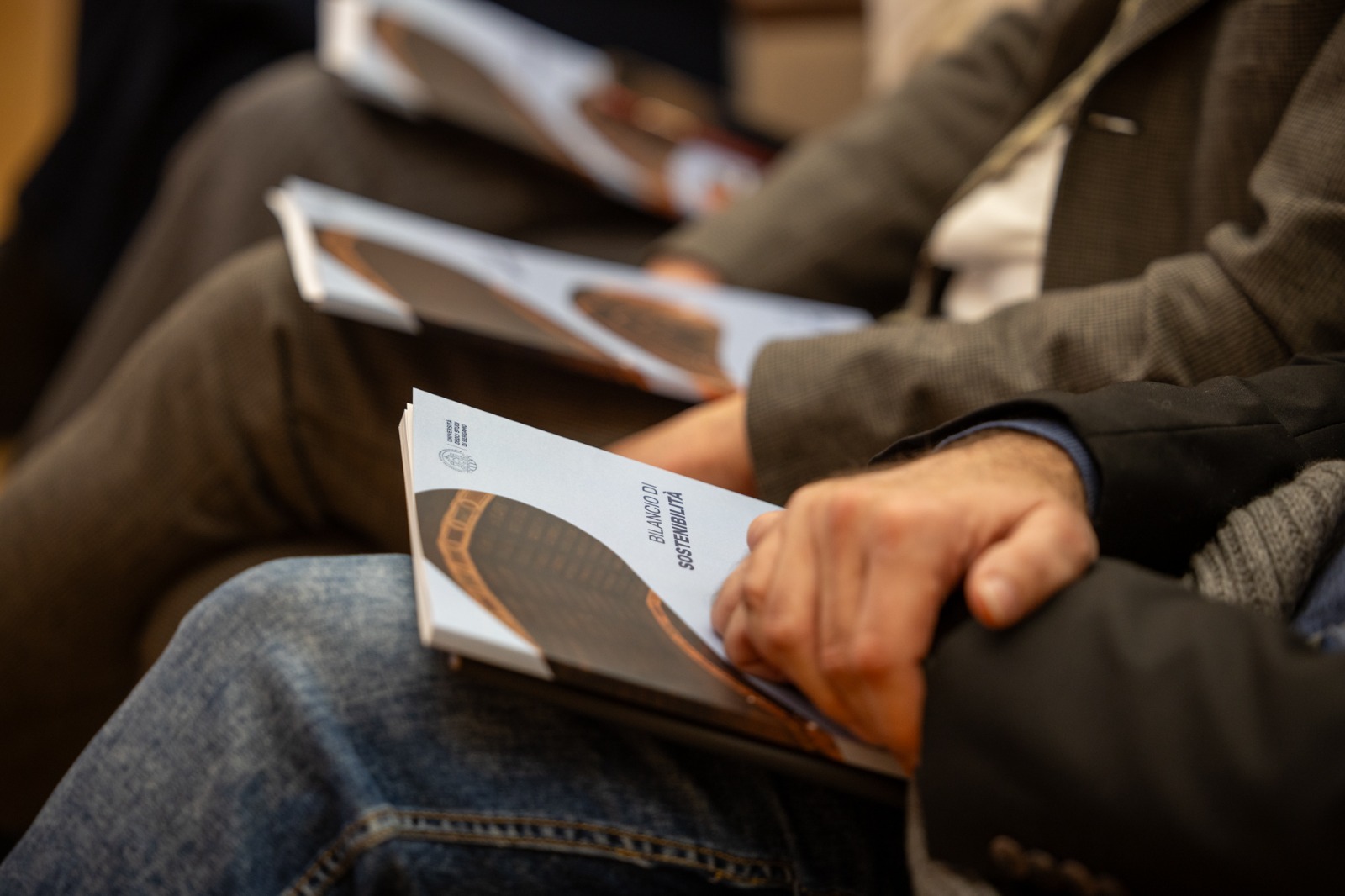 Presentato il primo Bilancio di Sostenibilità dell’Università degli studi di Bergamo Presentato il primo Bilancio di Sostenibilità dell’Università degli studi di Bergamo