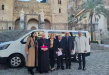 La Fondazione Regina Elena di Cefalù acquista un pulmino con il contributo di UniCredit