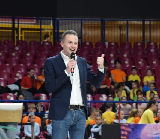 L’assessore Venturini allo spettacolo ginnico “Inside Out” al Palasport Taliercio