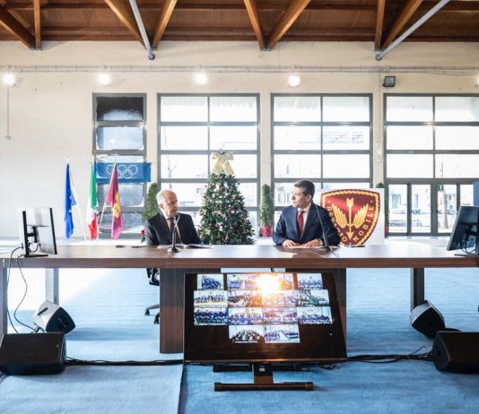 Il ministro Piantedosi e il capo della Polizia Pisani incontrano i Reparti Mobili