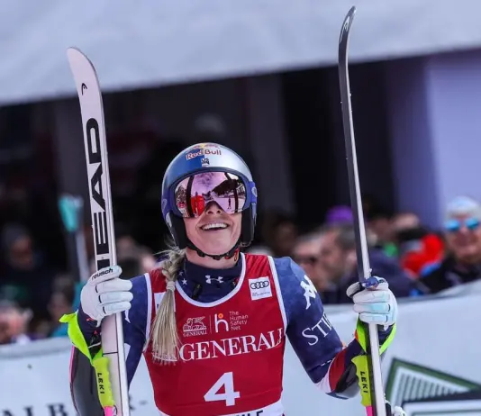 Lindsey Vonn vince la discesa di St. Moritz a 41 anni, quarto posto per Goggia