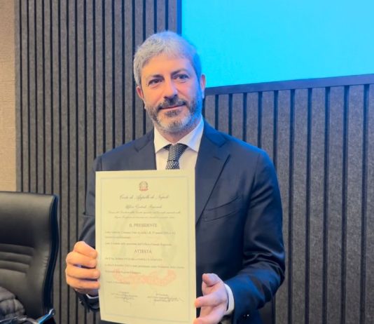 Campania, Fico proclamato ufficialmente presidente della Regione: “Seguiremo il faro dell’etica pubblica” / Video
