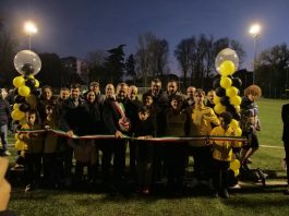 Brugnaro al taglio del nastro del nuovo impianto sportivo Villaggio Laguna