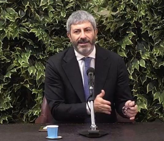 Campania, Fico “Per il momento terrò la delega alla sanità. Giunta prima di Natale? Vediamo…”